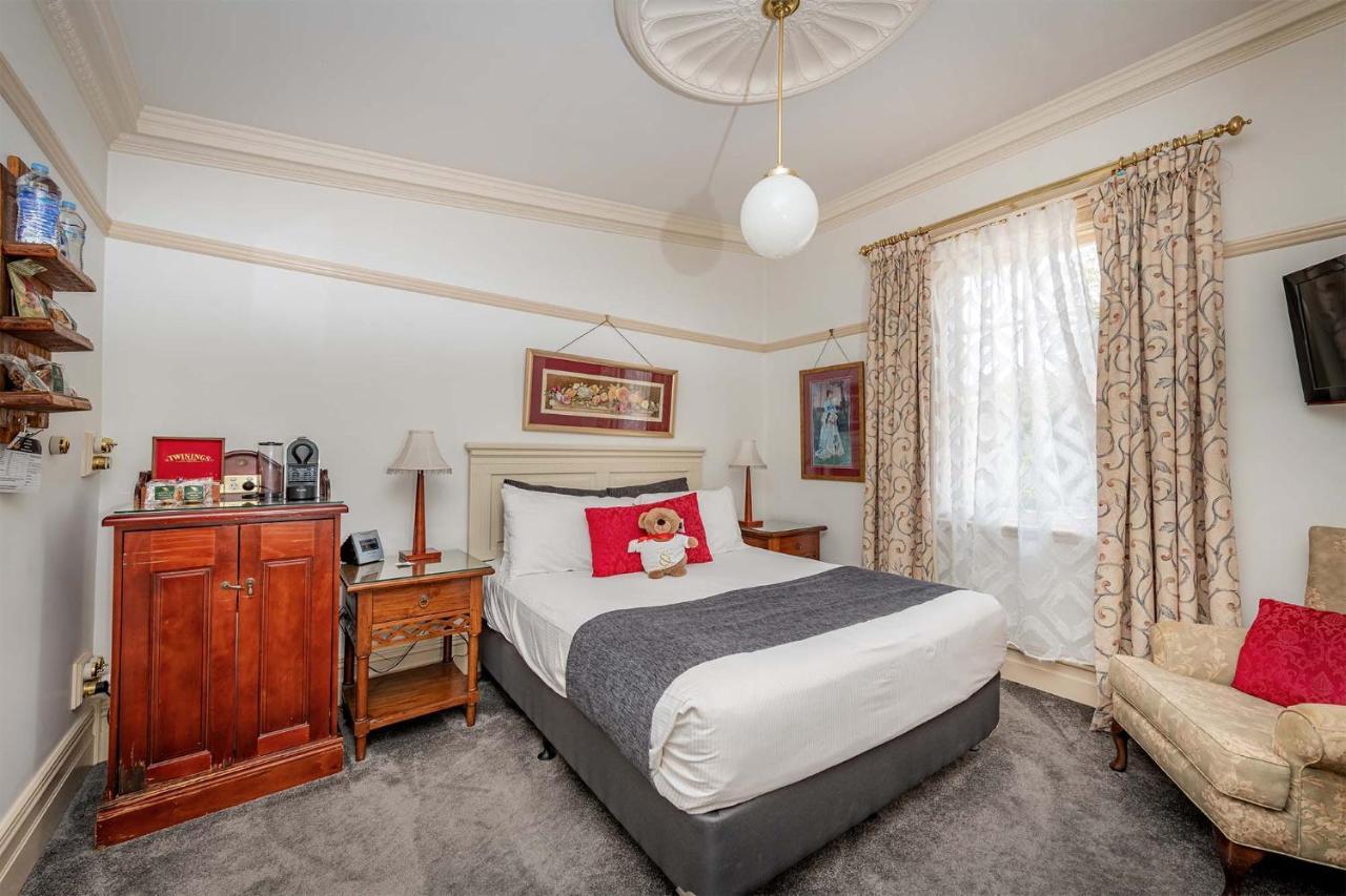 Cobb & Co Court Boutique Hotel Mudgee Esterno foto
