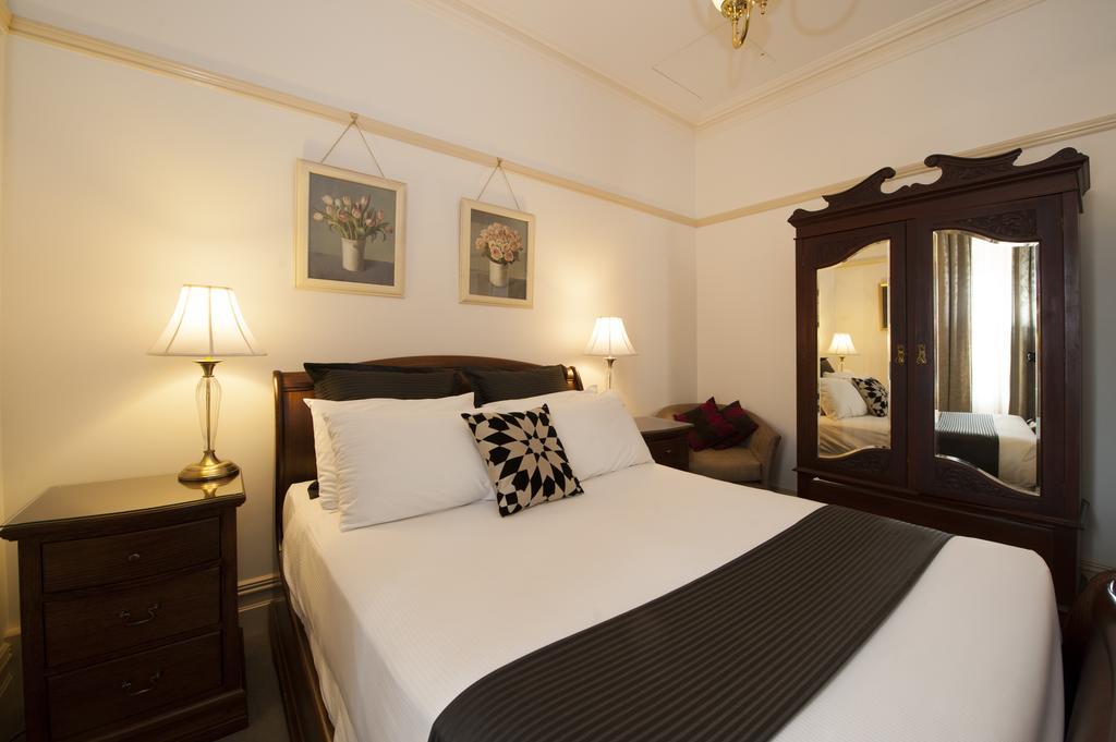 Cobb & Co Court Boutique Hotel Mudgee Camera foto