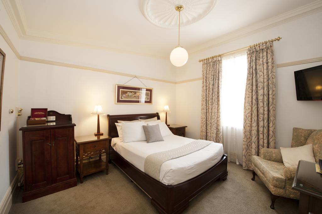 Cobb & Co Court Boutique Hotel Mudgee Esterno foto