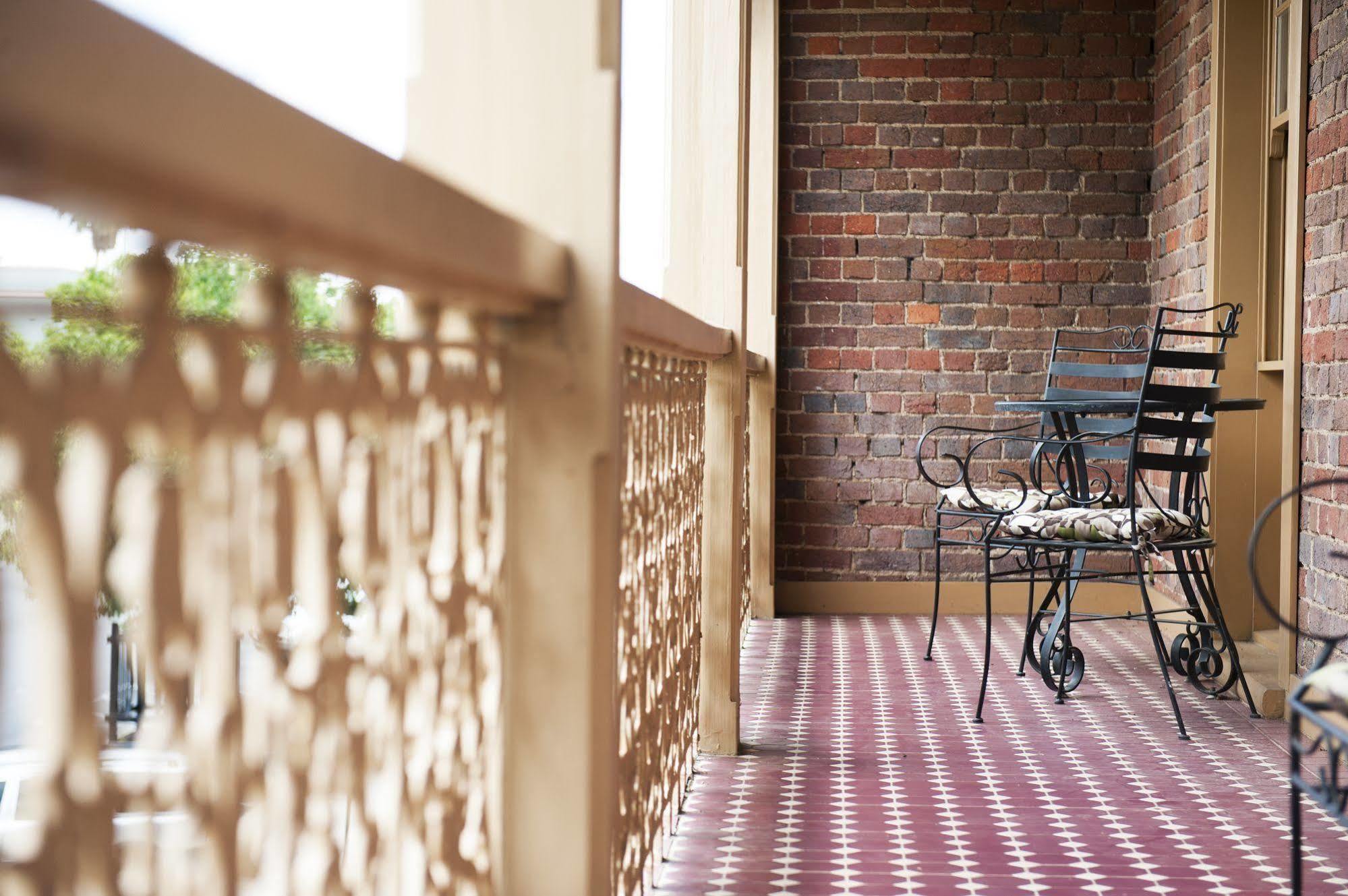 Cobb & Co Court Boutique Hotel Mudgee Esterno foto